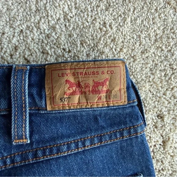 Levi’s 537 Slim Bootcut Jeans 30x30 Medium Wash Denim - Picture 2 of 8